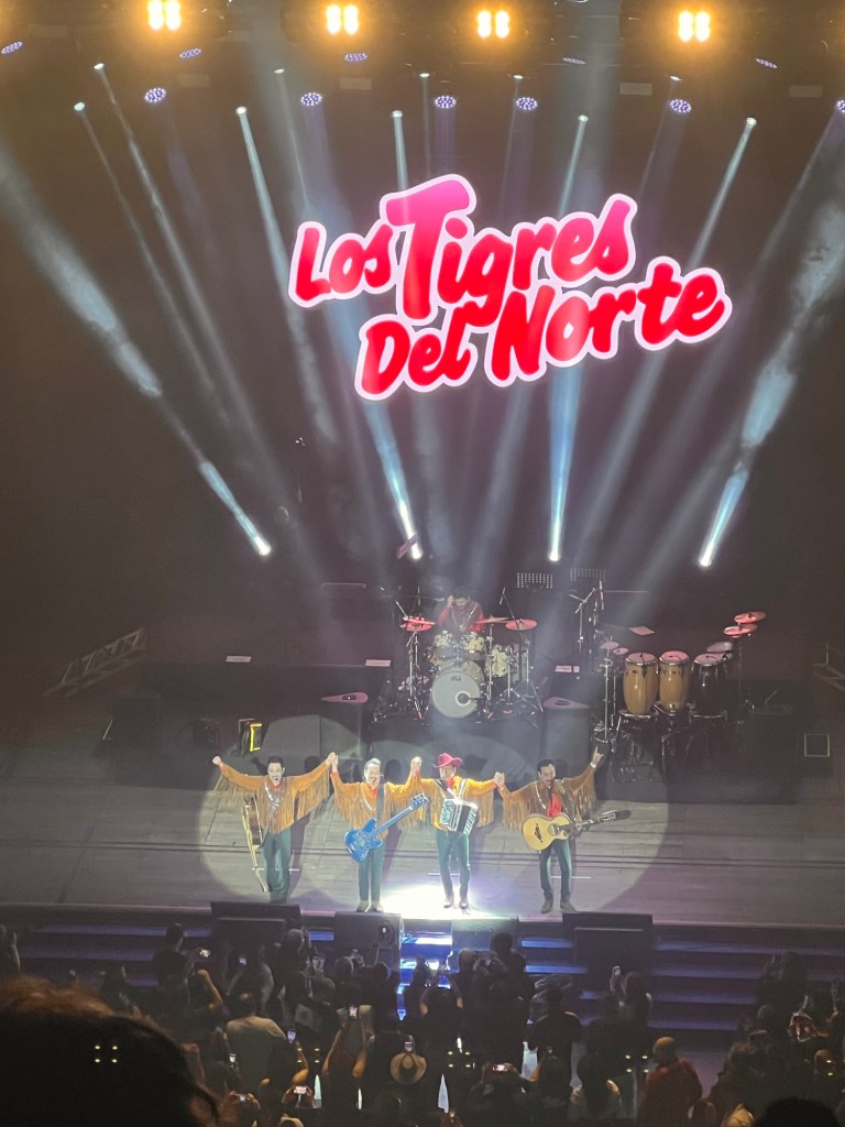 Los Tigres del Norte en el Teatre Auditori Forum de Barcelona