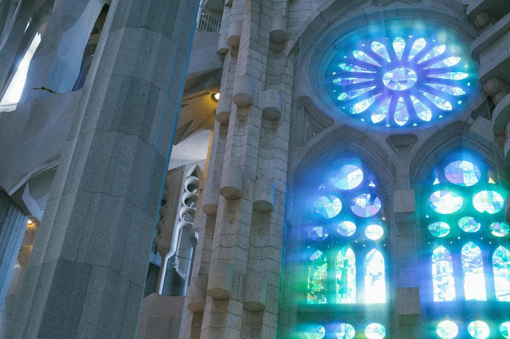Los ventanales de la Sagrada Familia de Barcelona.