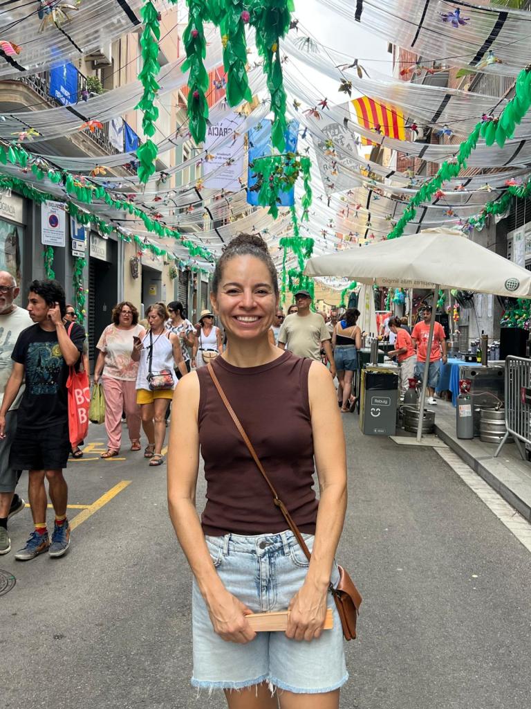 Arlene Bayliss durante las Fiestas de Gràcia en Barcelona